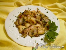 Calamari con funghi